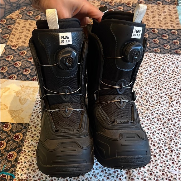 Kids Flow Black Snowboard Boots used - Picture 5 of 6